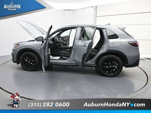 Used 2024 Honda HR-V Sport image 37