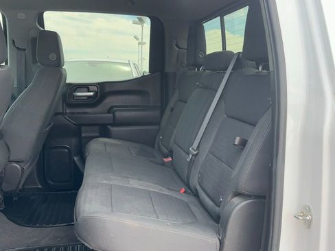 Used 2022 Chevrolet Silverado 1500 LT w/ Convenience Package II image 8