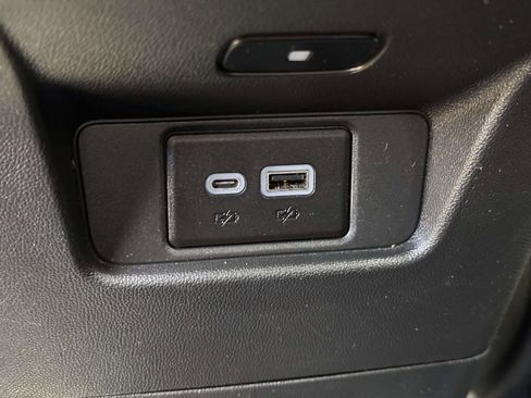 Used 2023 Cadillac XT6 Premium Luxury w/ Platinum Package image 15