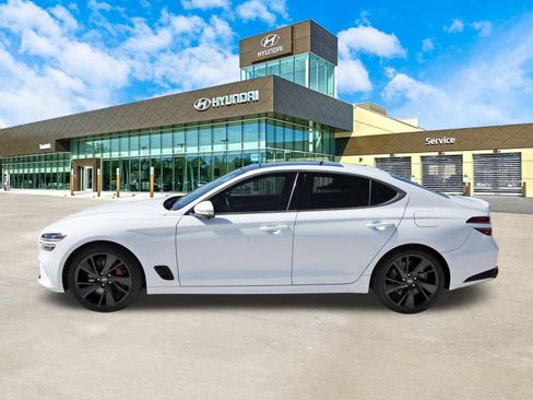 Used 2023 Genesis G70 3.3T w/ Sport Prestige Package image 9