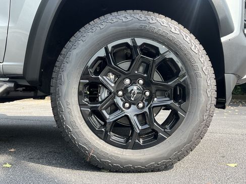 New 2026 Chevrolet Colorado Trail Boss AWD/4WD image 13