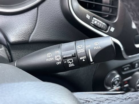 Used 2022 Jeep Cherokee Trailhawk w/ Sun, Sound & Nav Group AWD/4WD image 16