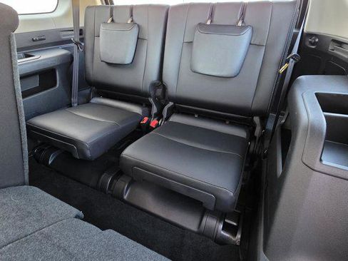 Certified 2022 Toyota 4Runner SR5 Premium w/ Moonroof Package image 15