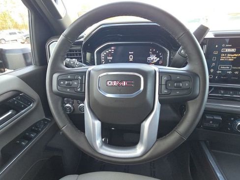 Used 2024 GMC Sierra 2500 SLT w/ SLT Premium Package image 30