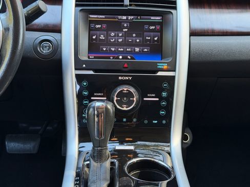 Used 2013 Ford Edge Limited w/ Driver Entry Pkg image 22