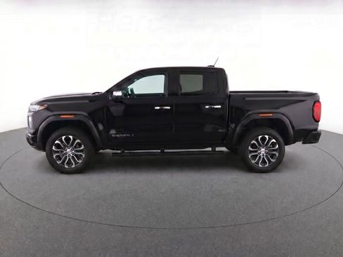 Used 2023 GMC Canyon Denali AWD/4WD image 39