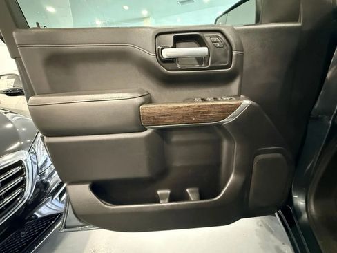 Used 2021 GMC Sierra 1500 SLE image 26