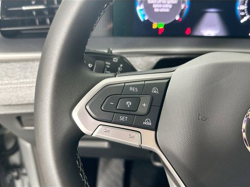 Certified 2025 Volkswagen Tiguan S image 15