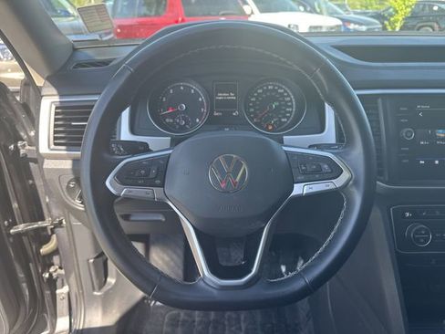 Used 2021 Volkswagen Atlas SE w/ Panoramic Sunroof Package image 25