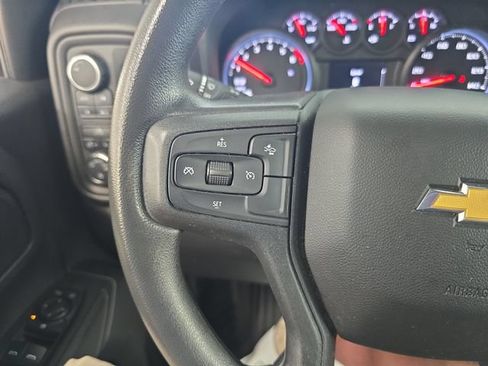 Used 2023 Chevrolet Silverado 1500 Custom AWD/4WD image 18