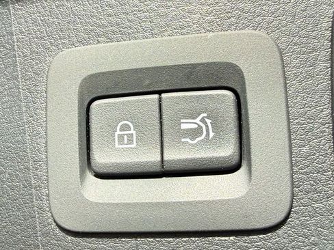 Used 2024 MAZDA CX-50 AWD 2.5 S w/ Preferred Package image 32