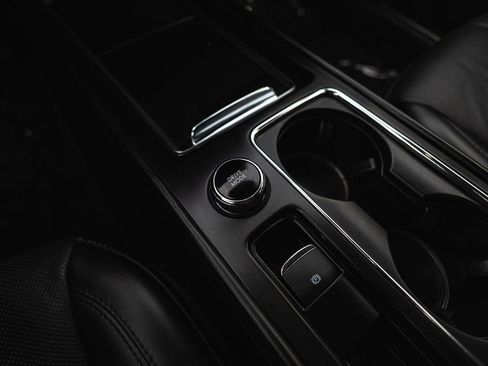 Used 2024 Lincoln Corsair Reserve w/ Equipment Group 201A image 9