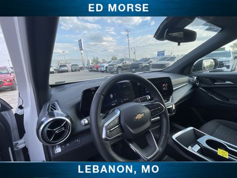 Used 2025 Chevrolet Equinox LT w/ Convenience Package II AWD/4WD image 10