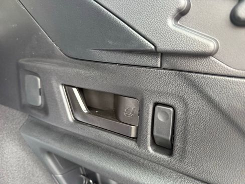 New 2025 Subaru Outback Limited image 28