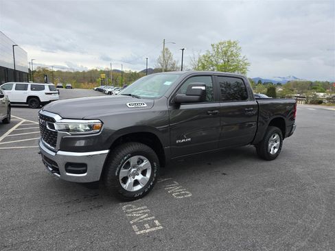 New 2025 RAM 1500 Tradesman w/ Off Road Group AWD/4WD image 8