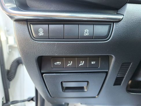 Used 2021 MAZDA MAZDA3 s image 24