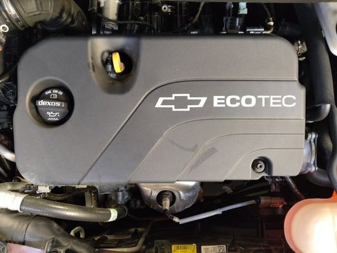 Used 2021 Chevrolet Spark LT image 30