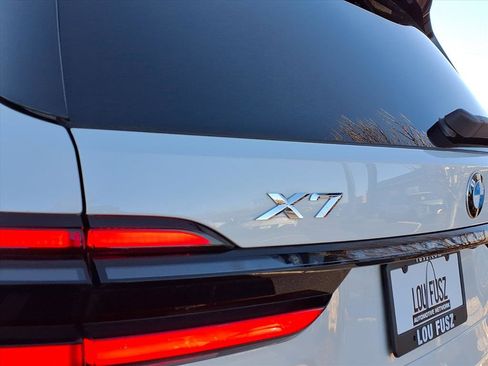 Used 2025 BMW X7 xDrive40i w/ M Sport Package image 29