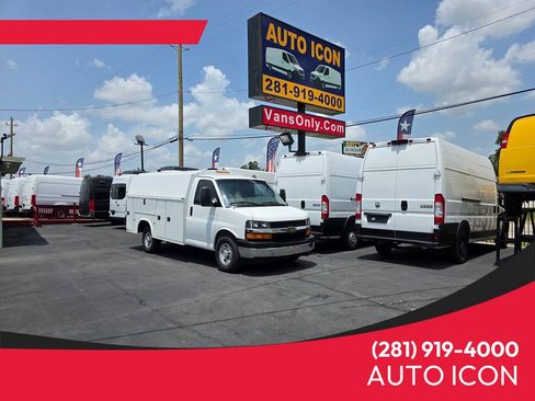 Used 2019 Chevrolet Express 3500 w/ Power Convenience Package RWD image 1