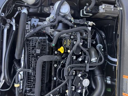 Used 2020 Ford Fusion SE image 28