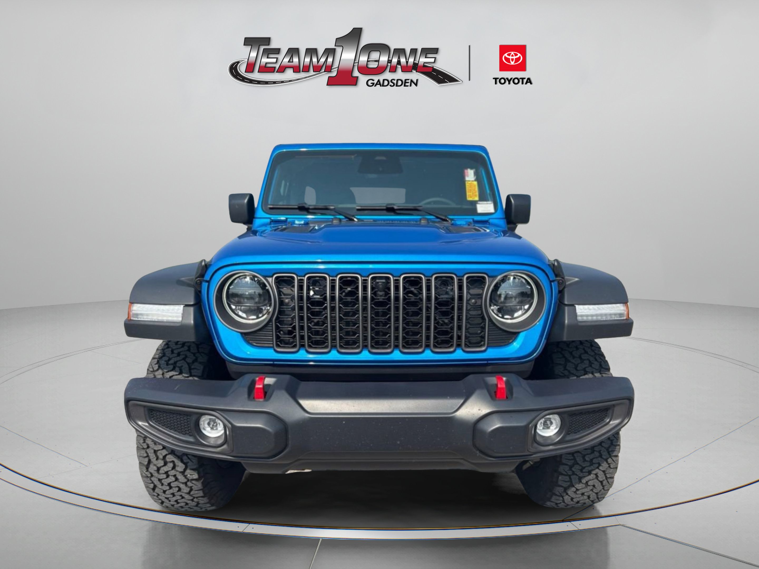 Used 2026 Jeep Wrangler Unlimited Rubicon w/ Technology Group AWD/4WD image 2