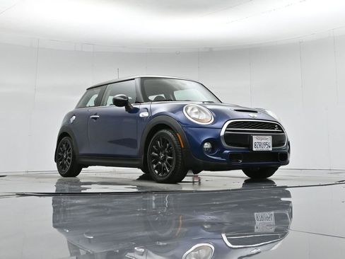 Used 2015 MINI Cooper S image 49
