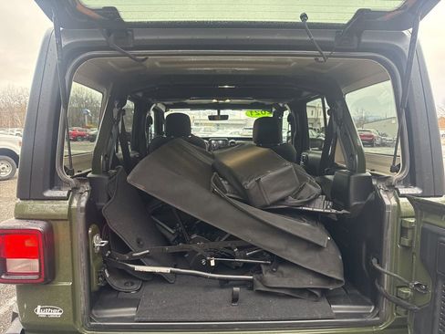 Used 2021 Jeep Wrangler Unlimited Sahara w/ Uconnect 4C Nav & Sound Group image 36