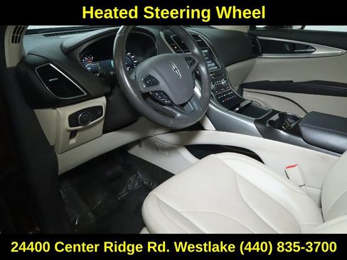 Used 2016 Lincoln MKX Reserve w/ Driver Assistance Package AWD/4WD image 18