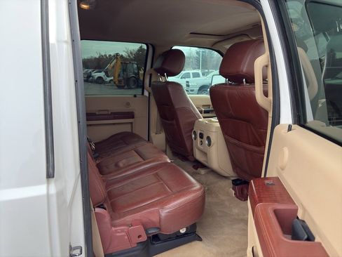 Used 2013 Ford F350 King Ranch w/ King Ranch w/Chrome Pkg image 26