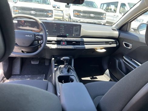 New 2026 Kia K4 FWD image 20