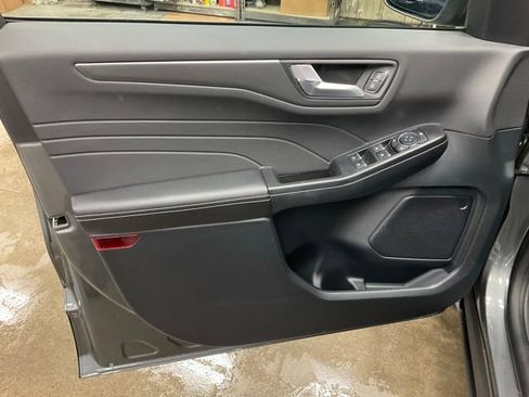 New 2026 Ford Escape SE w/ Class II Trailer Tow Package image 5