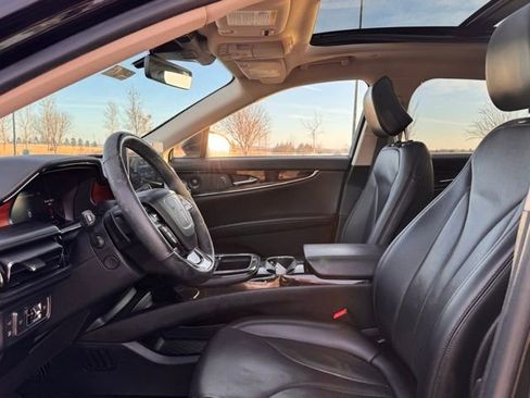 Used 2022 Lincoln Nautilus Reserve w/ Equipment Group 201A image 6