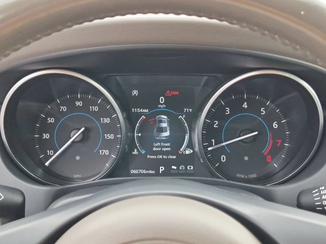 Used 2018 Jaguar XE Premium AWD/4WD image 18