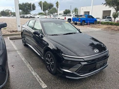Used 2025 Hyundai Sonata SEL FWD image 9