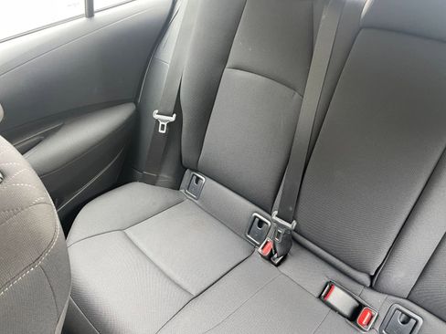 Used 2025 Toyota Corolla LE image 37