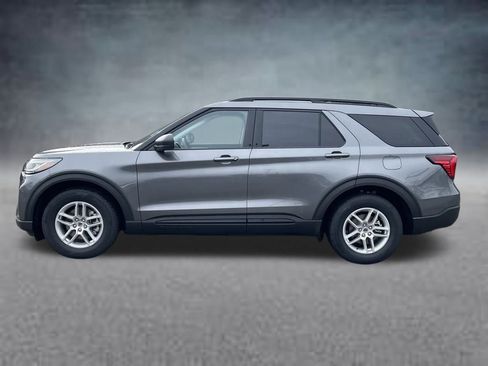 New 2026 Ford Explorer Active w/ Active Comfort Package image 2