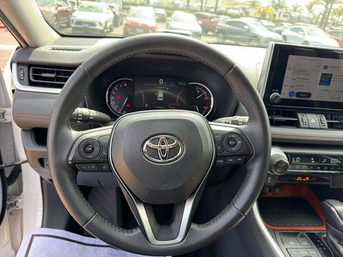 Used 2024 Toyota RAV4 Adventure AWD/4WD image 12