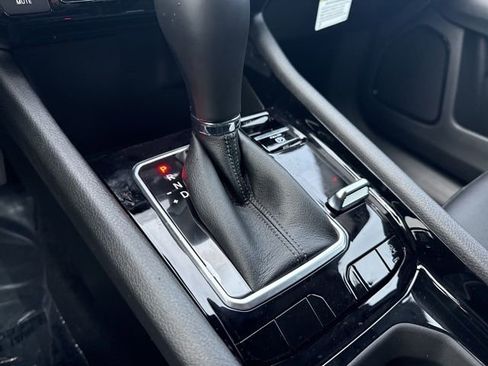 New 2026 Jeep Compass Latitude image 25