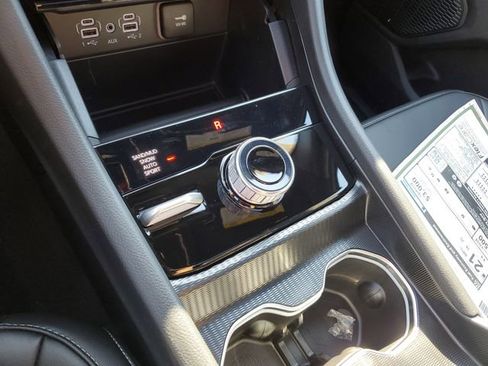 New 2025 Jeep Grand Cherokee L Limited w/ Black Appearance Package image 11