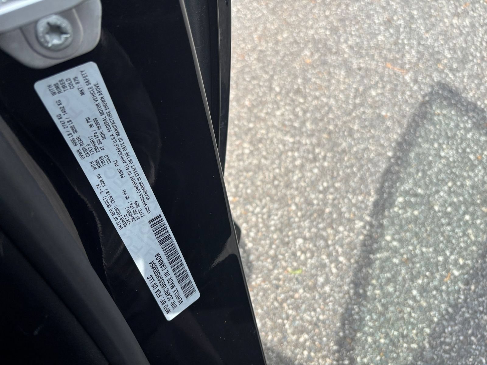 Used 2025 Chrysler Pacifica Select FWD image 25
