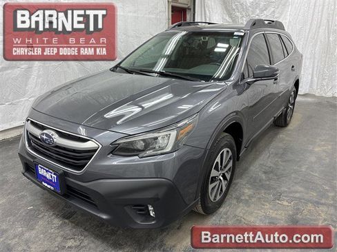 Used 2022 Subaru Outback Premium AWD/4WD image 1