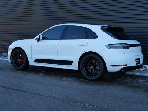 Certified 2021 Porsche Macan GTS w/ Sport Chrono Package image 3