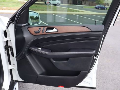 Used 2015 Mercedes-Benz ML 400 4MATIC image 26