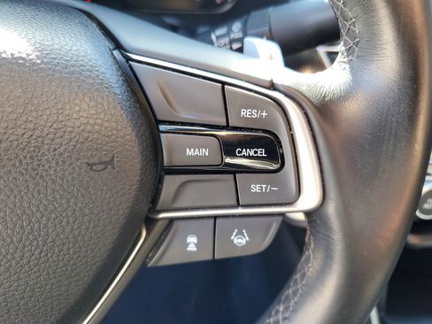 Used 2019 Honda Accord Sport image 19
