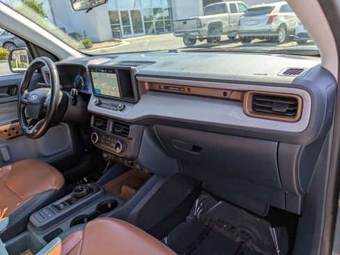 Used 2022 Ford Maverick Lariat FWD image 31