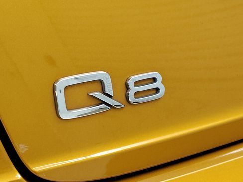 Used 2019 Audi Q8 Premium w/ Convenience Package image 21