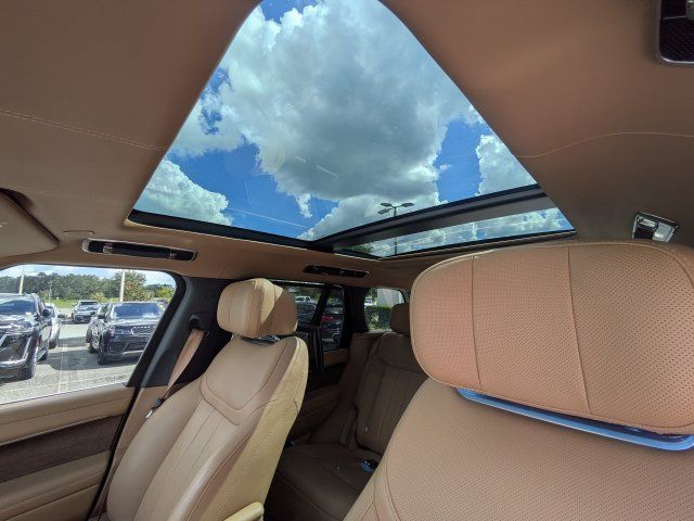 Certified 2024 Land Rover Range Rover Autobiography AWD/4WD image 21