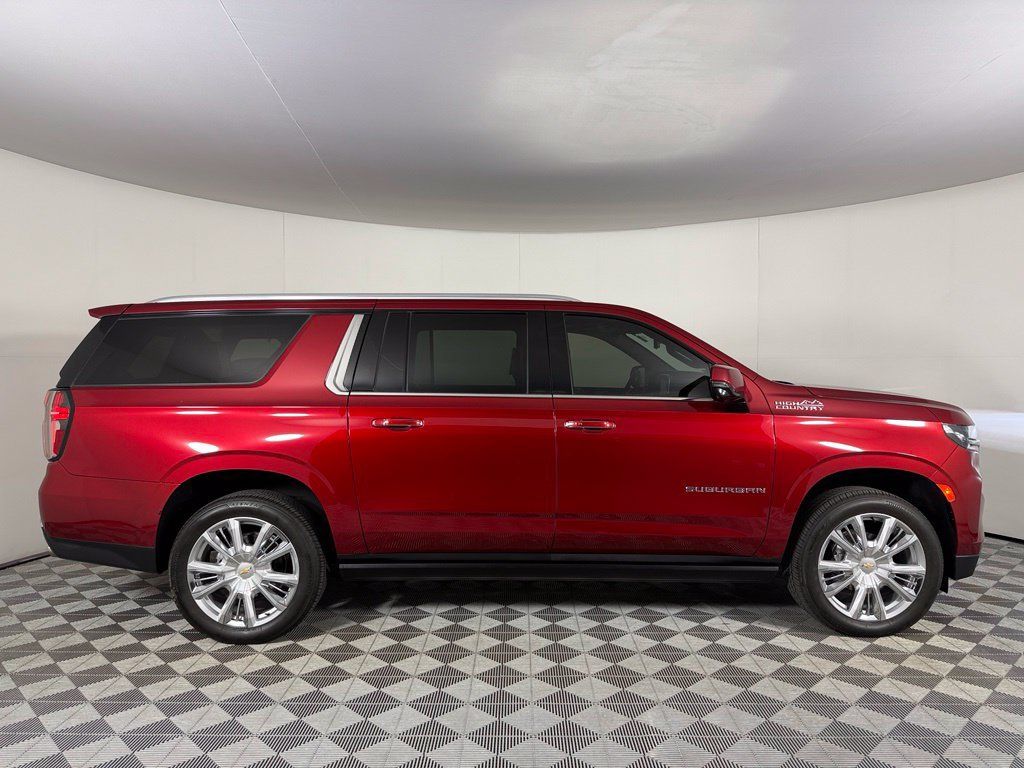 Used 2024 Chevrolet Suburban High Country w/ Max Trailering Package AWD/4WD image 9