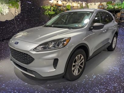 Used 2022 Ford Escape SE w/ Convenience Package