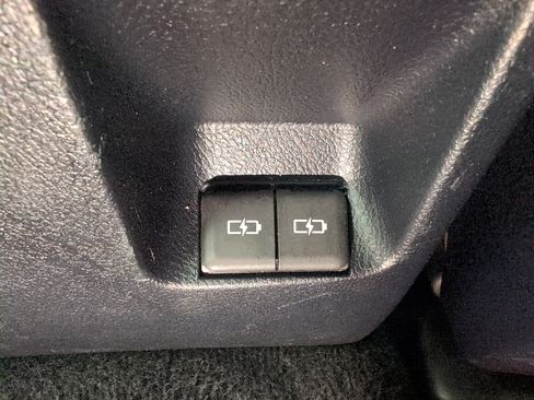Certified 2024 Toyota 4Runner SR5 AWD/4WD image 40